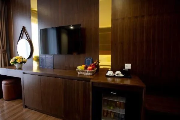 Hiếu Thảo Khách sạn Hạ Long