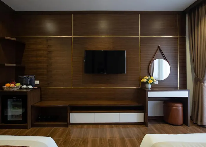 Hiếu Thảo Khách sạn Hạ Long